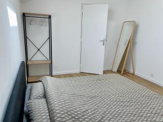 Appartement rénové avec parking facile - 7