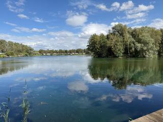 LuxeHaven - A Beautiful Luxury Hot Tub Caravan Holiday Home in prime location at Tattershall Lakes Country Park, Lincolnshire, with free WiFi and Cinematic Lights - Tattershall - 7