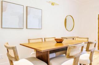 Stylish 5BR Urban Retreat in Central LA - 6
