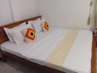 Royal Forest Villa kandy - 5