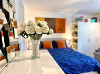 Stunning Business Travellers Studio En-Suite Bathroom Garden view - 4