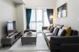 A2J Luxury 3BR Uptown Balcony BGC Suite Near Mall - 0