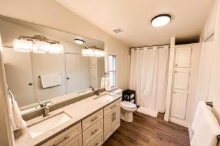 The Lookout At Lakewood, By M Host - 3