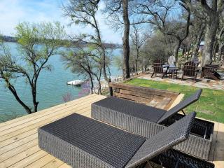 The Lookout At Lakewood, By M Host - 2