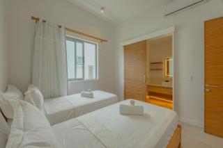 Oceanview Escape - Beachfront Apartment - 5