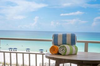Deja View Beachfront Sunrise Beach Svc Included - 8