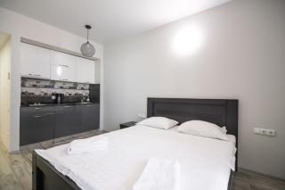 Elegant Apartment with Sea View in Alliance Palace - Batumi - 4