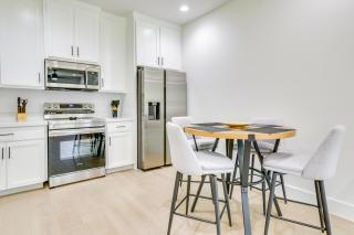 Stylish Brownsville Stay Coastal Day Trips! - Brownsville - 2