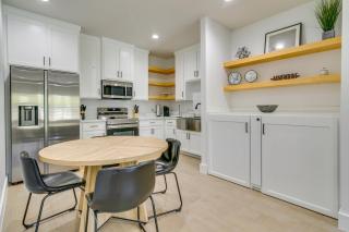 Modern Comfort Brownsville Home Near Dtwn - 2