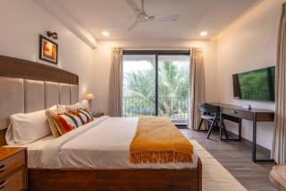 SaffronStays Fira - 8