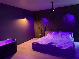 Jacuzzi Cinema Japandi - Kaunas - 8