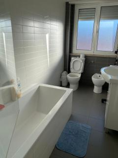 Quarto perto Aeroporto 2 - 1