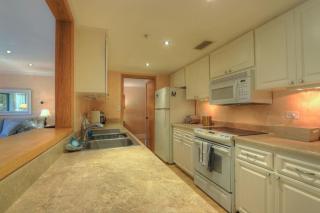 Perfect Condo Sleeps 8 Private Community Florida - 3