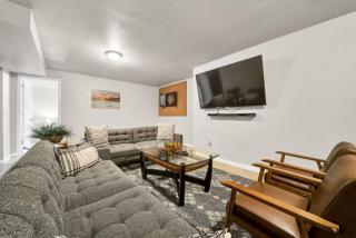 Modern Comfort Near Downtown CDA and Lake - 5