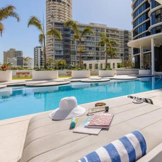 High Rise 3b luxury large Apartment - 3