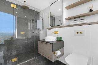 High Rise 3b luxury large Apartment - 8