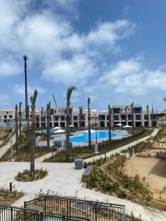 Luxury 4BRs Penthouse Villa, Marassi - 4