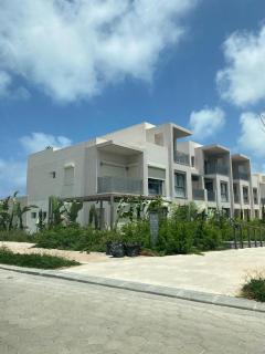 Luxury 4BRs Penthouse Villa, Marassi - 2
