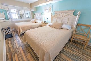 Resort condo w direct beach & resort pools - 8