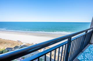 Stunning Oceanfront Getaway Luxurious Resort Pools - 2