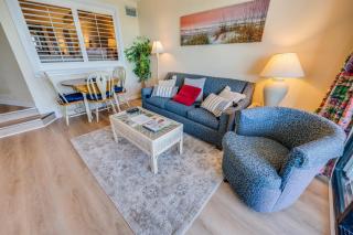 NEW Upscale 1BR Direct Oceanfront View,King,Pools! - Myrtle Beach - 6