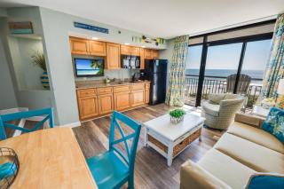 Updated 1BR Direct Ocean Front Condo, Pools, Beach - Myrtle Beach - 0