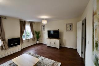 Modern 5-Bedroom House in Maidenhead - Maidenhead - 9