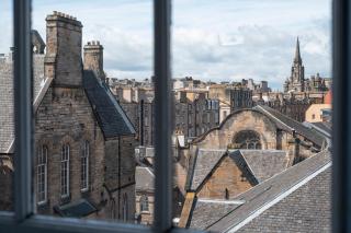 2Bed-2Bath Flat, City Centre - 5