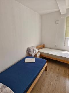 Golden Leaf Rooms - 3