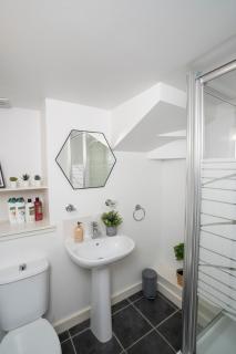 2Bed-2Bath Flat, City Centre - Edimburgo - 3
