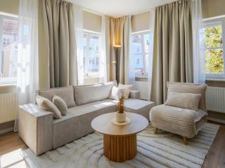 NEU! KINGS-Apartment - 300m zum Bahnhof - 6 Personen - Küche - Gerberplatz - Memmingen - 2