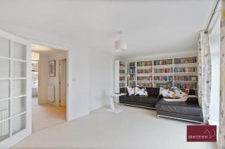 Wokingham - Three Bed House - Garden - Wokingham - 9