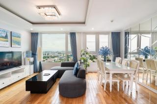 2BR 3BR Luxury Apartment Sky Pool - Ho Chi Minh City - 8