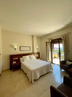 Hotel San Sebastián Hospedería - 9