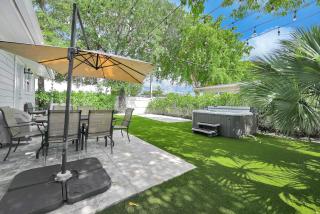Stylish 4B 3B with Jacuzzi near Wynwood and Beaches - 9