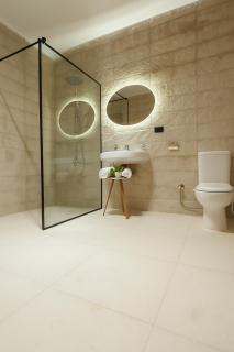 2 Bedroom Private pool apartment in new cairo families only no visitors allowed - 4