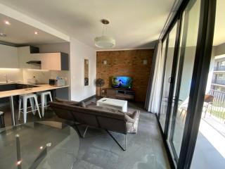 Atholl gate - 1