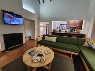 Kensington Lodge Golf Estate Villa - 17 Pinehurst Drive - 4