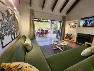 Kensington Lodge Golf Estate Villa - 17 Pinehurst Drive - 8