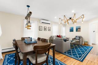 The Seafarers Stay A Nautically Themed 3BR Flat in Stonington Borough - 2