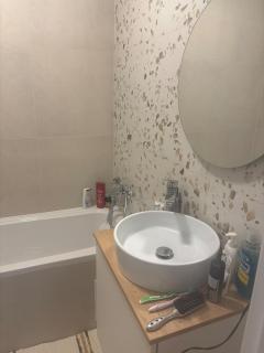 Moderný apartmán v Petržalke pre 2-3 osoby - Bratislava - 3
