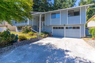 5BR Gem Walk to Microsoft and Near Redmond DT - 5
