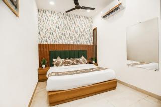 Hotel Platinum Stay With In-house Restaurant - 5