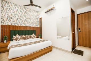Hotel Platinum Stay With In-house Restaurant - 9