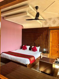 Hotel Shuhrah-I-Afaq - 1