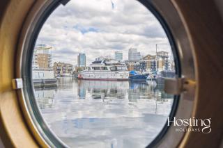 The Opal - Luxury 2-Bed Houseboat - 1