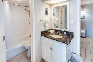 First Floor,Direct Oceanfront,Beautiful Decor,Nice - 2