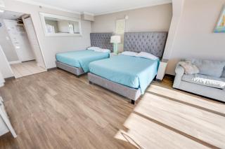 Newly Remodeled Caravelle l Studio,Views,Pools! - 7