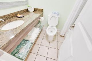 Newly Remodeled Caravelle l Studio,Views,Pools! - 1