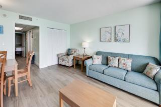 New Penthouse! Oceanfront, Heated Pools, TOP Floor - 4